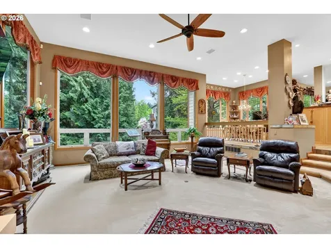 284 SE 41st Court Gresham OR 97080