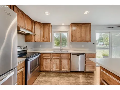 2040 NE 213th Avenue Fairview OR 97024