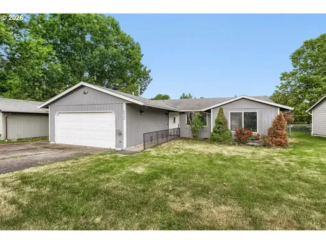 2040 NE 213th Avenue Fairview OR 97024