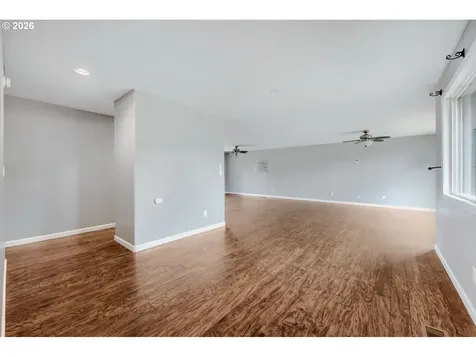 2040 NE 213th Avenue Fairview OR 97024
