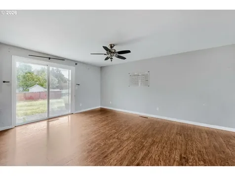 2040 NE 213th Avenue Fairview OR 97024