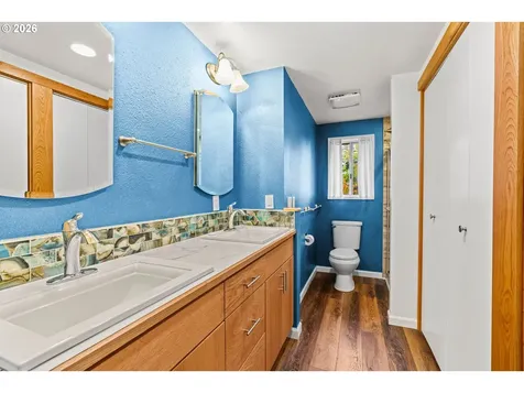 81541 Davisson Road Creswell OR 97426
