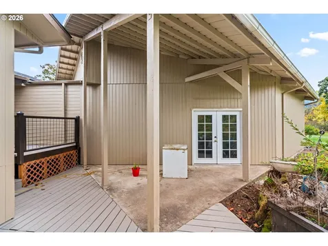 81541 Davisson Road Creswell OR 97426