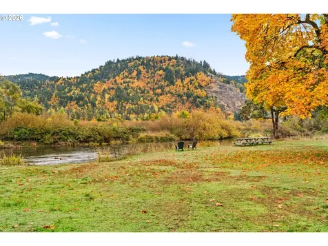 81541 Davisson Road Creswell OR 97426