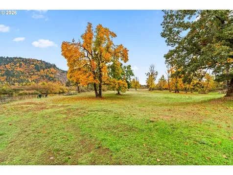 81541 Davisson Road Creswell OR 97426