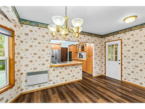 81541 Davisson Road Creswell OR 97426