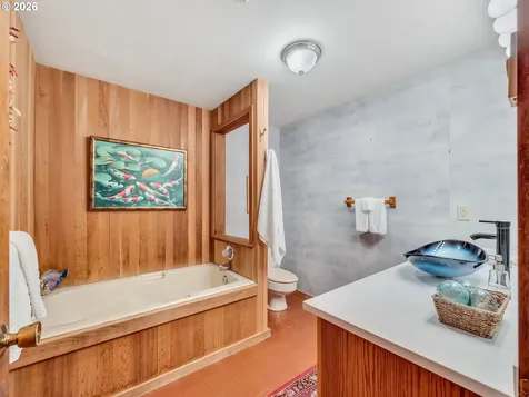 643 5th Street Gearhart OR 97138