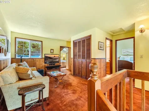 643 5th Street Gearhart OR 97138