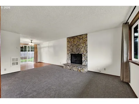 25122 Cheney Drive Veneta OR 97487