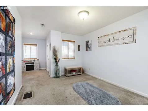9907 SE Amherst Street Clackamas OR 97015