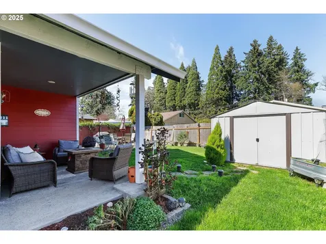 9907 SE Amherst Street Clackamas OR 97015