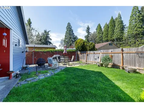 9907 SE Amherst Street Clackamas OR 97015