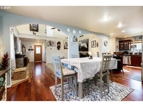 9907 SE Amherst Street Clackamas OR 97015