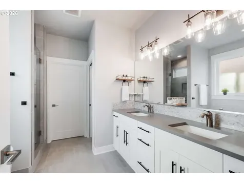 1539 NW Redwood Lane Camas WA 98607