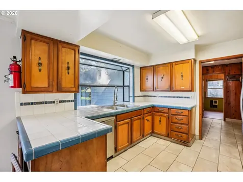 4036 NE 102nd Avenue Portland OR 97220