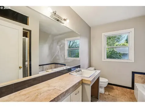 4036 NE 102nd Avenue Portland OR 97220