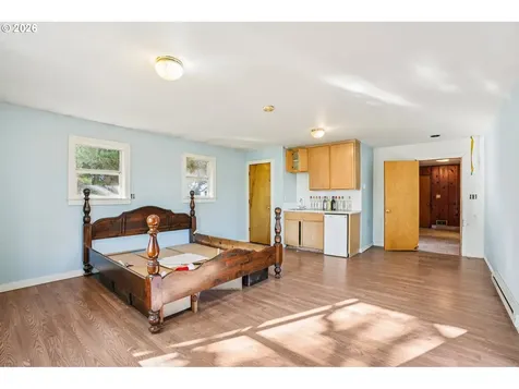 4036 NE 102nd Avenue Portland OR 97220