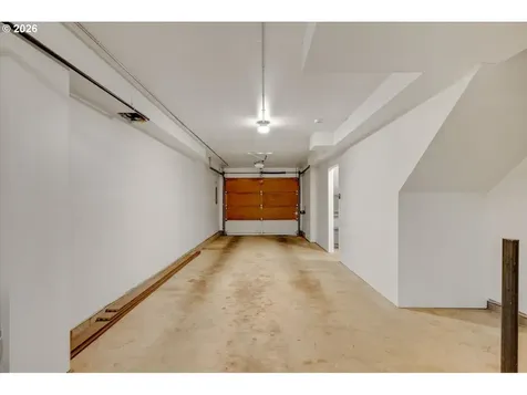 2341 NW Overton Street Portland OR 97210