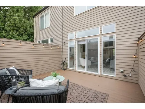 2341 NW Overton Street Portland OR 97210