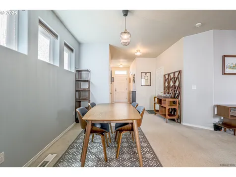 1652 SW Wright Place Troutdale OR 97060