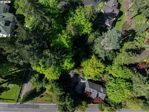 1911 S Carey Lane Portland OR 97219