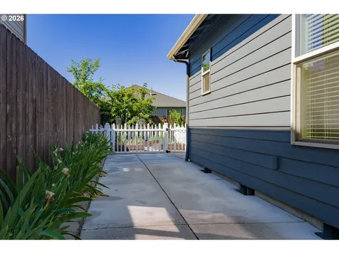 5710 NE 133rd Street Vancouver WA 98686