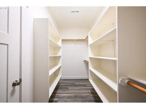 2010 Roosevelt Loop North Bend OR 97459