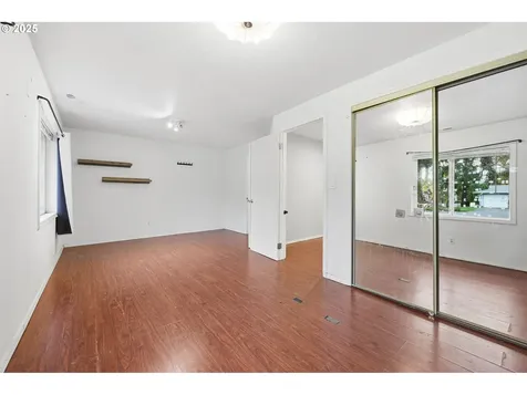 13228 SE Brooklyn Court Portland OR 97236