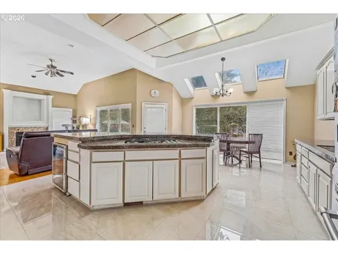 14234 NW Lakeshore Court Portland OR 97229