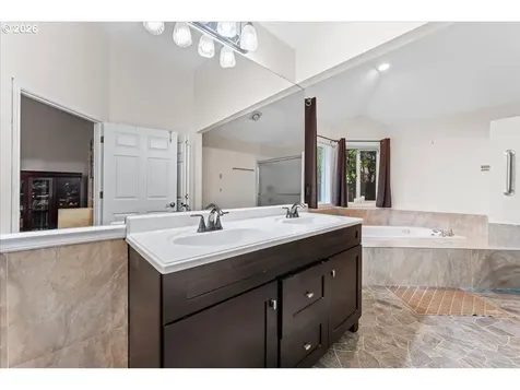 14234 NW Lakeshore Court Portland OR 97229