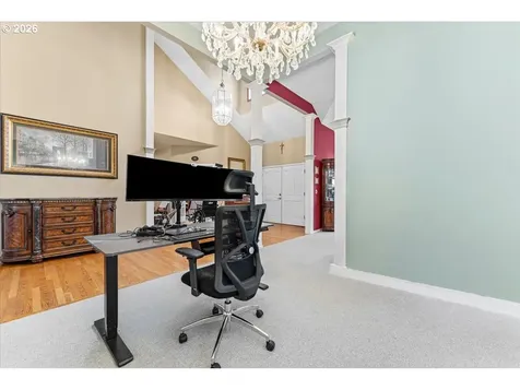 14234 NW Lakeshore Court Portland OR 97229