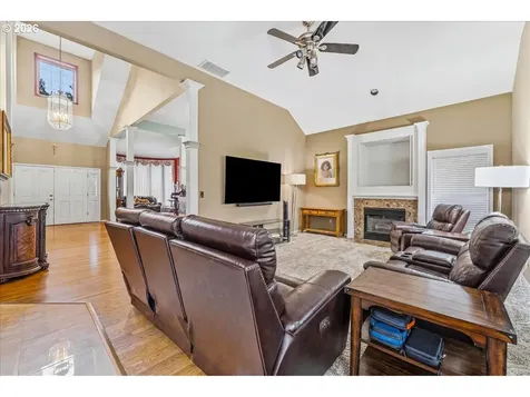 14234 NW Lakeshore Court Portland OR 97229