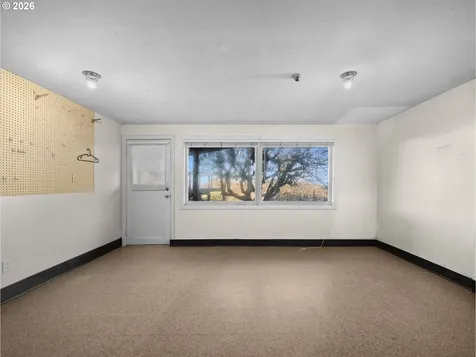 10180 SE Cresthill Road Happy Valley OR 97086