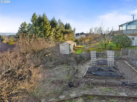 10180 SE Cresthill Road Happy Valley OR 97086