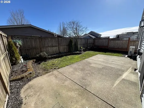 764 N 20th Place Cornelius OR 97113