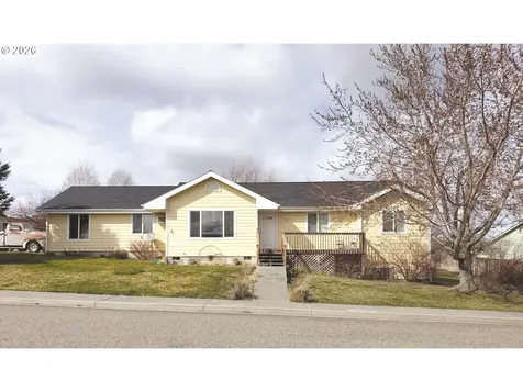 875 Lakeview Court Heppner OR 97836
