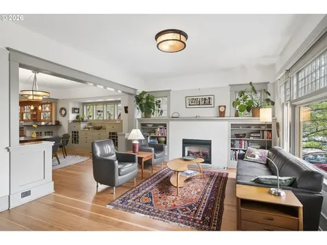 1212 SE 50th Avenue Portland OR 97215