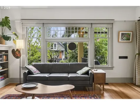 1212 SE 50th Avenue Portland OR 97215