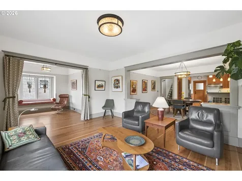 1212 SE 50th Avenue Portland OR 97215