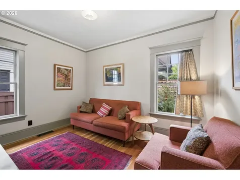 1212 SE 50th Avenue Portland OR 97215