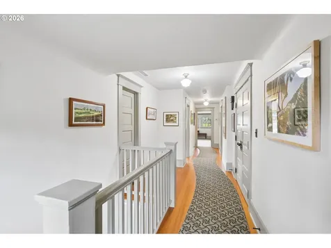 1212 SE 50th Avenue Portland OR 97215