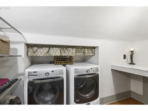 1212 SE 50th Avenue Portland OR 97215