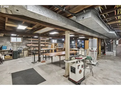 1212 SE 50th Avenue Portland OR 97215