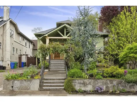 1212 SE 50th Avenue Portland OR 97215