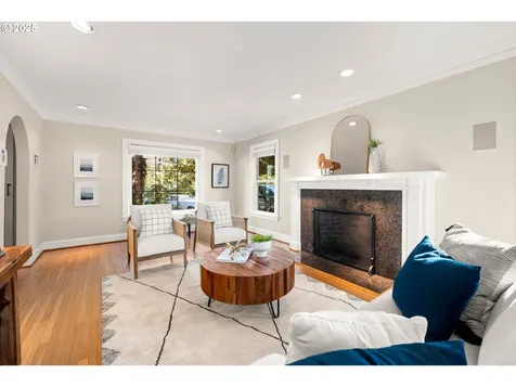 3354 NE Us Grant Place Portland OR 97212