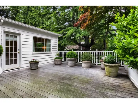 6394 SW Burlingame Avenue Portland OR 97239