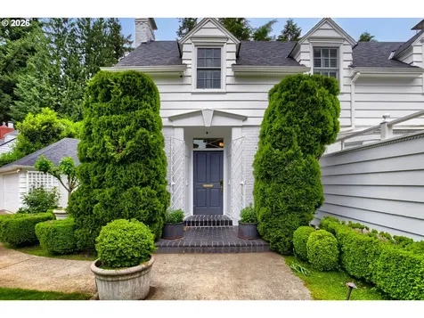6394 SW Burlingame Avenue Portland OR 97239