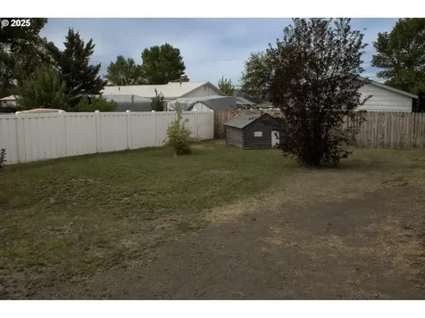421 W Grant Street Burns OR 97720
