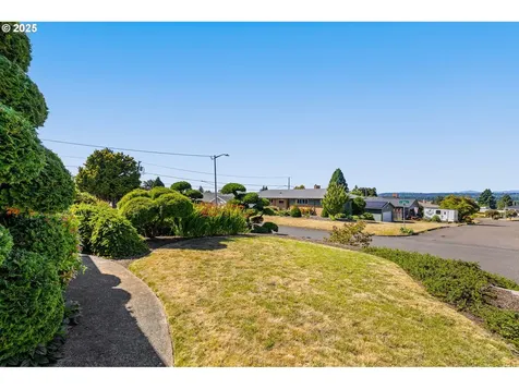 13030 NE Rose Parkway Portland OR 97230