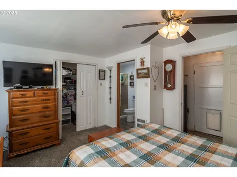 1630 NE Morris Street Roseburg OR 97470